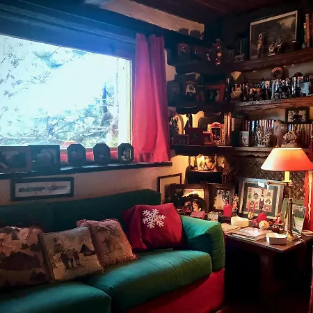 Casa Sestrieres Vialattea Domek alpejski *